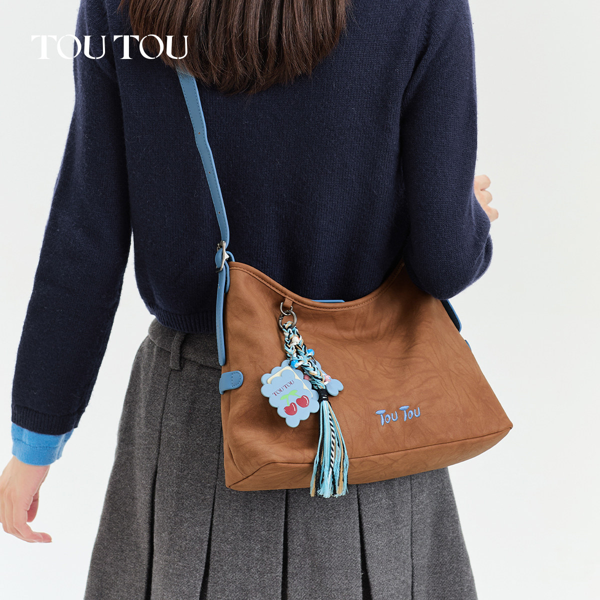 新年礼物TOUTOU麂皮托特包大容量软袋hobo腋下包通勤单肩斜挎包女,淘宝优惠券,粉丝福利购,淘宝优惠卷