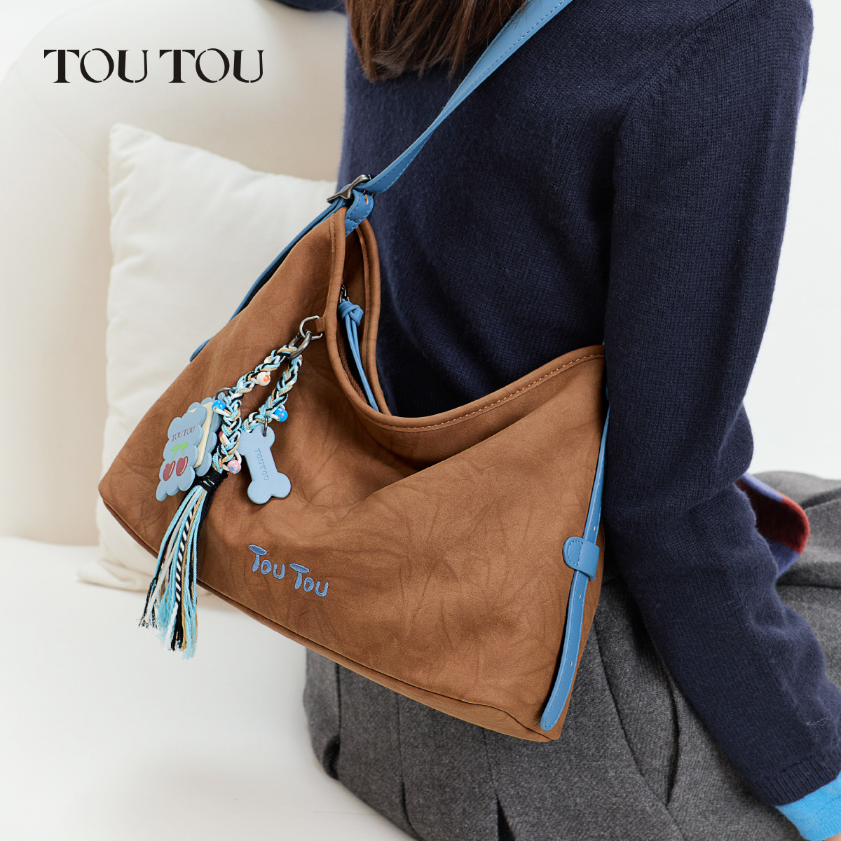 新年礼物TOUTOU麂皮托特包大容量软袋hobo腋下包通勤单肩斜挎包女,淘宝优惠券,粉丝福利购,淘宝优惠卷