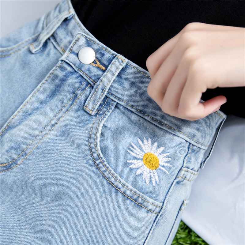 依梵霓旗舰店小雏菊牛仔短裤女高腰夏季新款毛边破洞宽松直筒a字阔腿短裤1