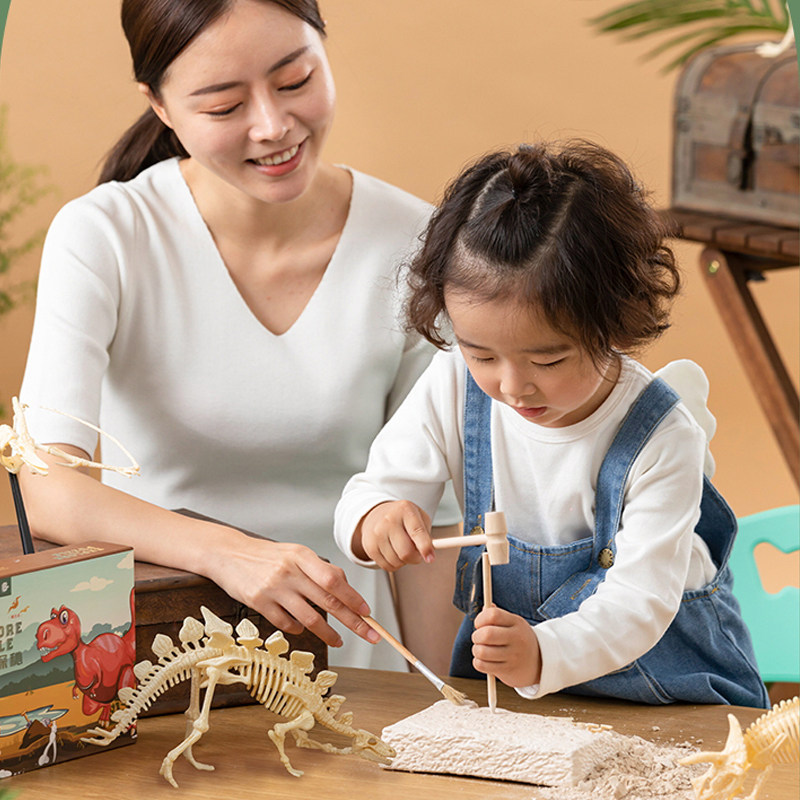 小猪奕奕 恐龙化石考古挖掘玩具 天猫优惠券折后￥14.9起包邮（￥19.9-5）