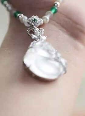 弥勒佛精工吊坠JIN&J天然水沫玉