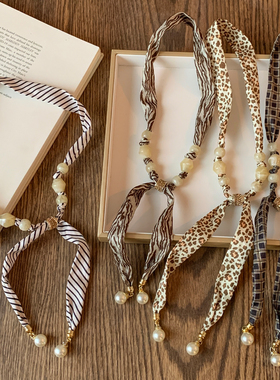 氛围感波点串珠抽拉式丝巾项链