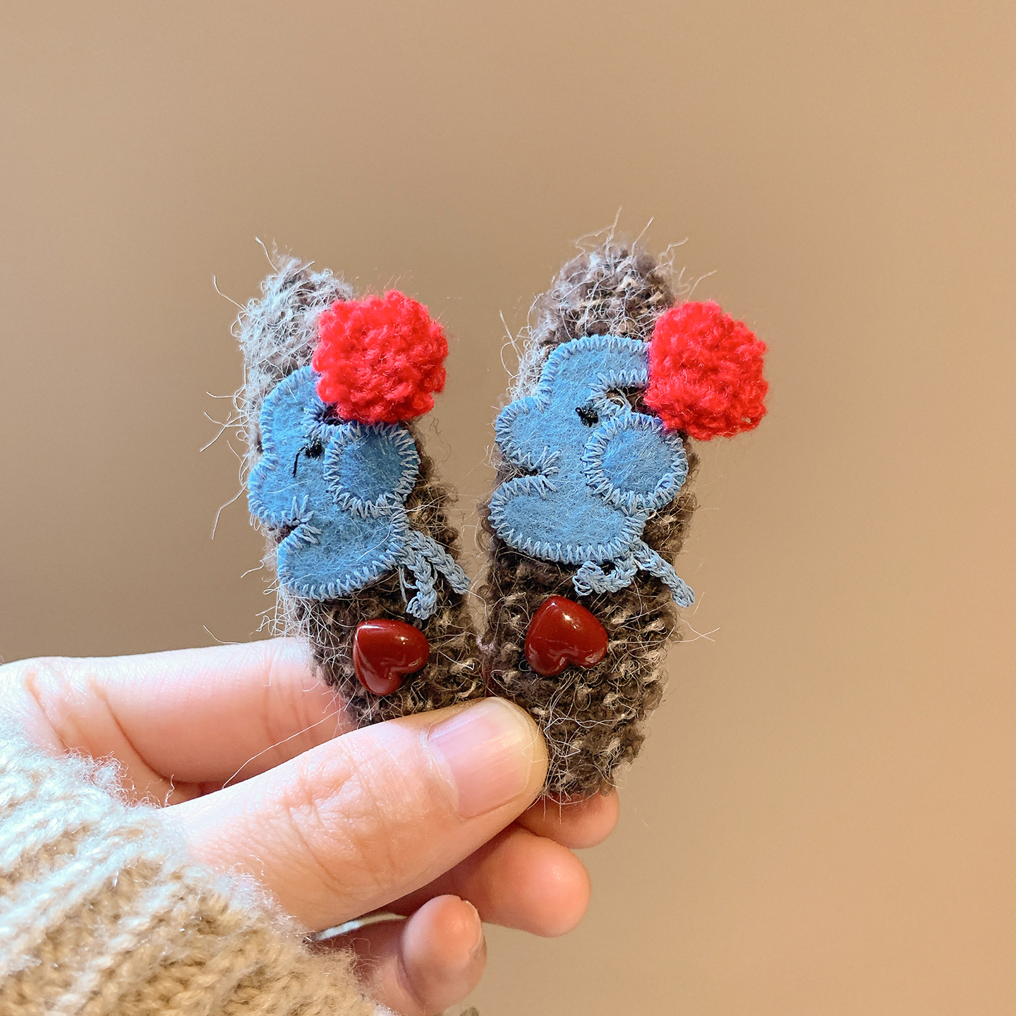 撞色毛绒小象发夹边夹侧边发卡女可爱卡通百搭秋冬头饰前额刘海夹 - 图2