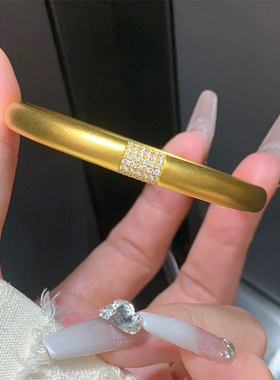 铜合金手镯 新中式实心精工细磨砂点钻泥鳅背手镯女百搭经典手环