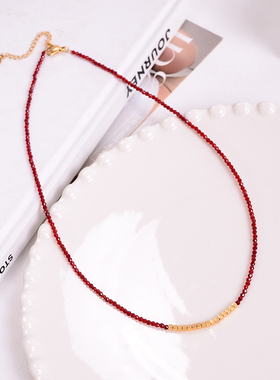 钛钢项链 迷你新年红色串珠小方糖项链女气质百搭叠戴锁骨颈链