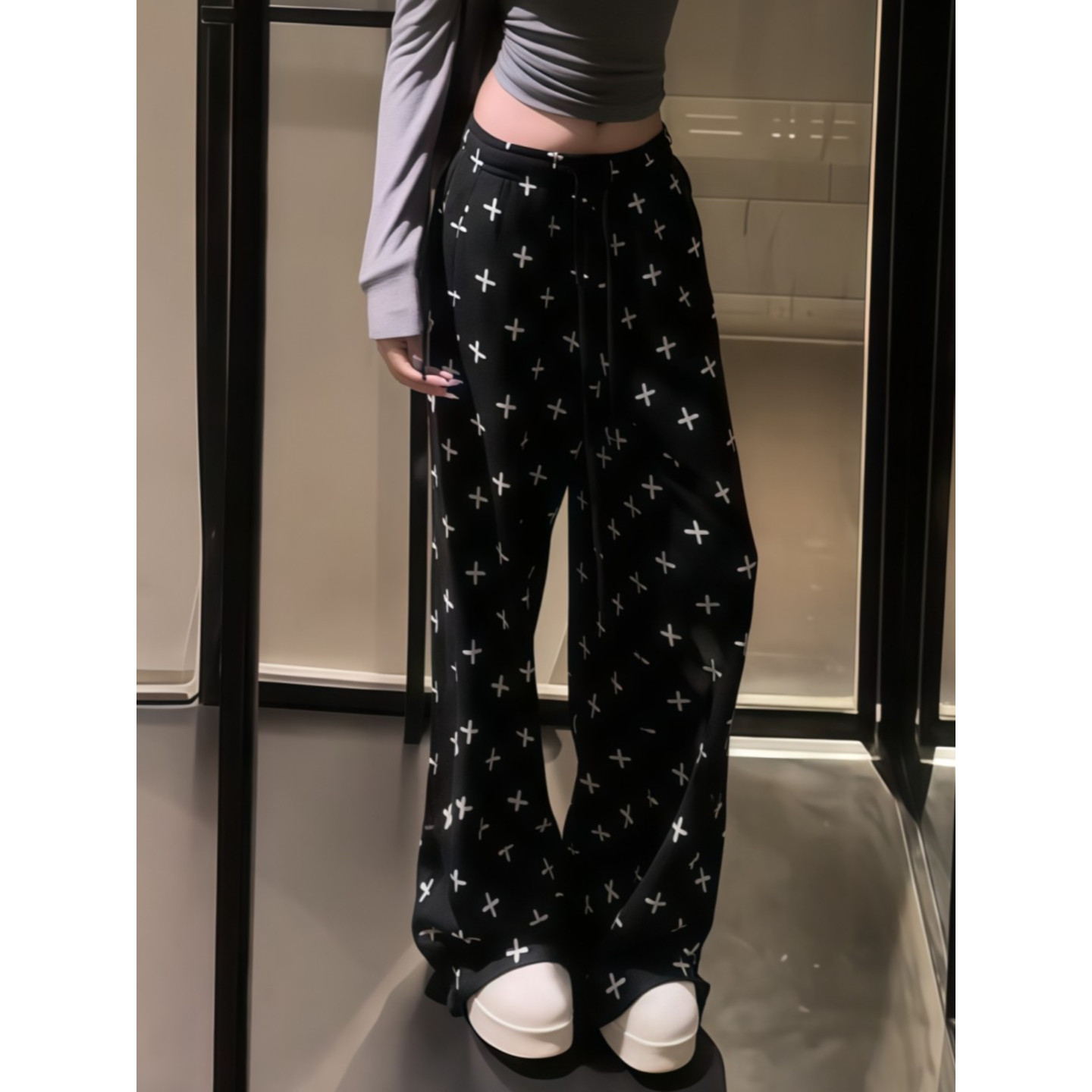 大码胖mm韩系甜辣十字架满印休闲裤女秋季新款宽松阔腿运动长裤潮,淘宝优惠券,粉丝福利购,淘宝优惠卷