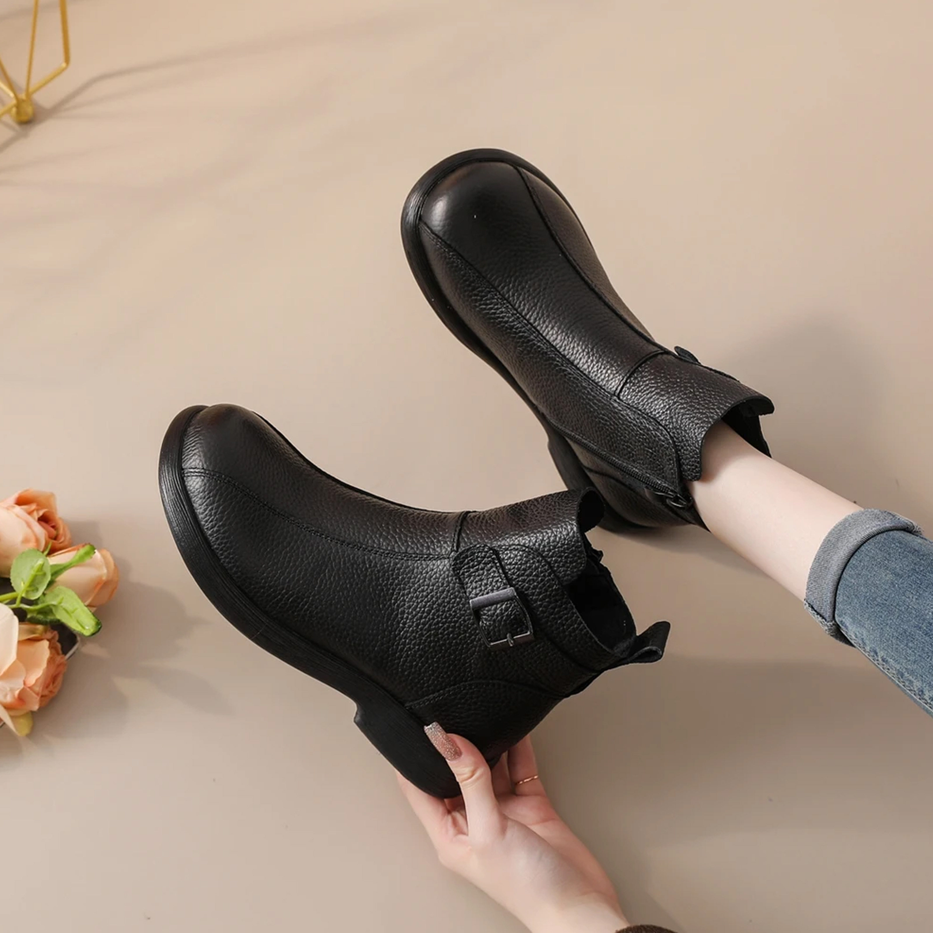 头层牛皮冬季妈妈鞋棉鞋加绒保暖中老年皮鞋女鞋老人防滑平底短靴,淘宝优惠券,粉丝福利购,淘宝优惠卷