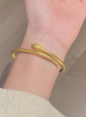 古法黄金色素圈手镯招财小灵蛇手镯小众本命年生肖开口可调节镯子