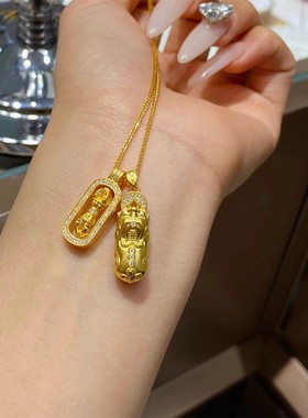 金色镶钻貔貅金刚杵锁骨链