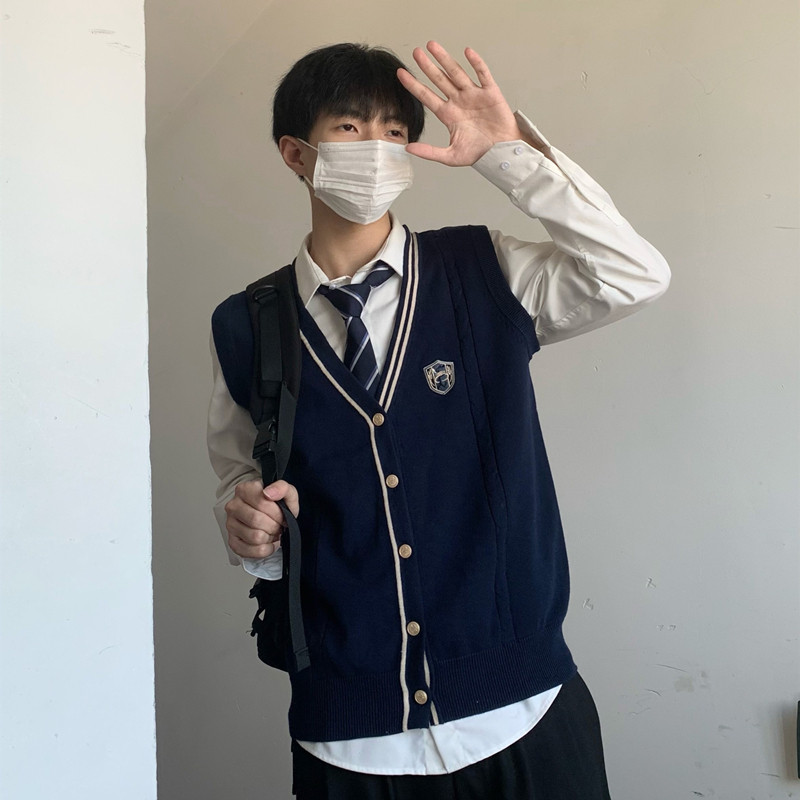 喵丸子jk制服dk秋季新款毛衣马甲背心开衫学院风针织深灰色大码男,淘宝优惠券,粉丝福利购,淘宝优惠卷