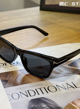 新款简约方形痞帅墨镜男黑框装饰街拍欧美风防紫外线太阳镜女显瘦