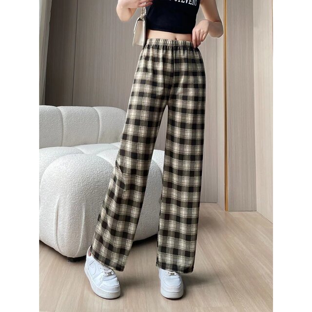 ໂສ້ງຂາສັ້ນ plaid ຊື່ຂອງຜູ້ຜະລິດ