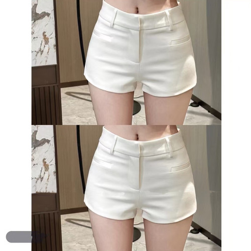 白色西装短裤女修身包臀2026新款紧身小个子辣妹裤自然腰辣妹热裤 - 图0