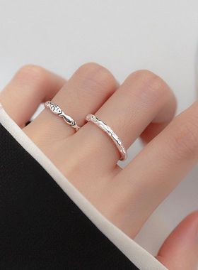 女士小指尾戒锦鲤戒指女小众设计可调节小指尾戒简约素圈指环时尚