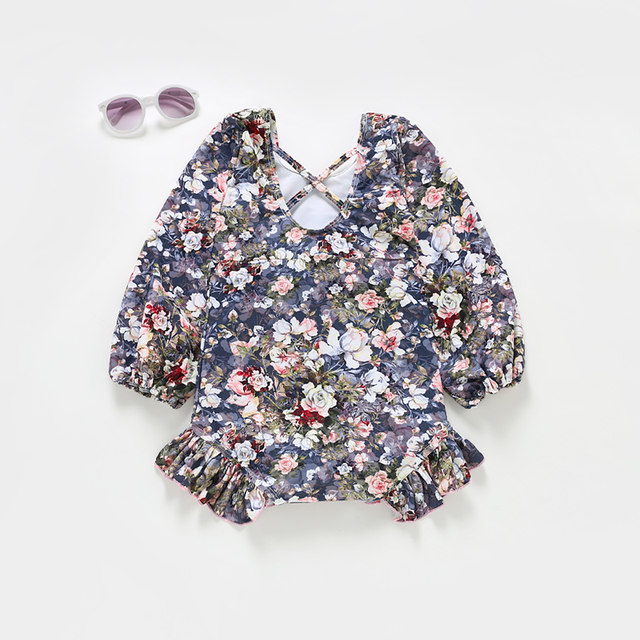 Long-sleeved quick-drying seaside sunscreen one-piece new style swimming