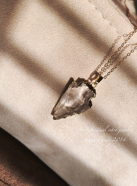 白水晶手工镶嵌鎏金幸运箭头项链