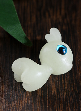 创意diy饰品配件夜光石小萌鹿吊坠项链包包挂件手机链钥匙扣配饰