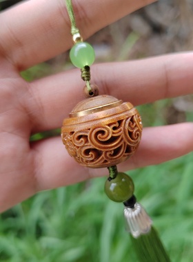 绿檀木镂空香囊球手机吊坠包包挂