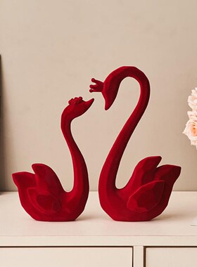 植绒天鹅桌面摆件喜庆客厅卧室床头装饰新婚婚房布置结婚伴手礼