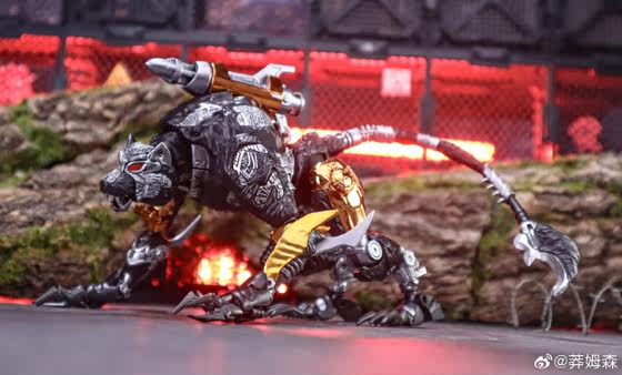 Transformation Toy TABWM-09B Black Panther Super Warrior