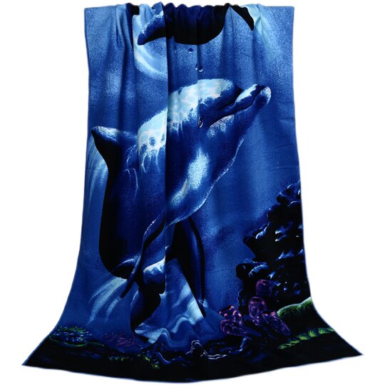 Absorbent and lint-free microfiber beach towel