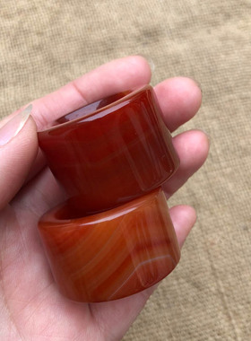 本命年帝王红玛瑙玉石证书扳指