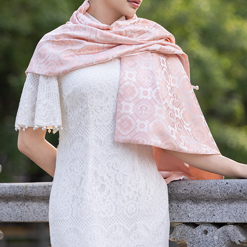 南京云锦研究所博物馆织锦披肩盘扣真丝围巾100%桑蚕丝新中式外搭,淘宝优惠券,粉丝福利购,淘宝优惠卷