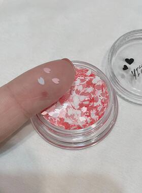 美甲亮片亮片简单操作