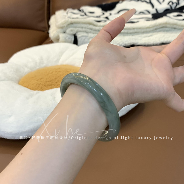 New Chinese style floating flower jade bracelet