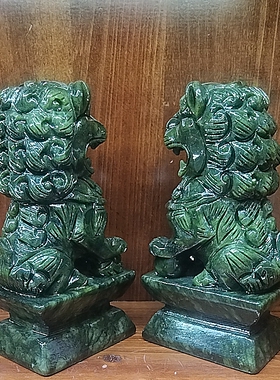 天然丹东玉狮子一对青绿色吉祥镇宅助运平安看门居家用工艺摆件