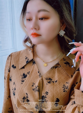 双层叠戴钛钢项链女掉色锁骨吊坠