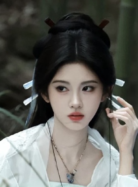 鞠婧祎阿黛同款妆造古风发簪头饰