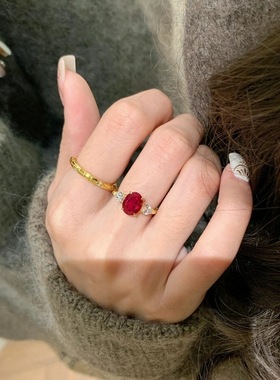 v金材质不掉色红宝石椭圆鸽子蛋戒指镶钻气质百搭小众食指戒