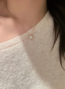 v金材质不掉色轻奢高级感双生四叶草镶钻项链时尚简约锁骨链