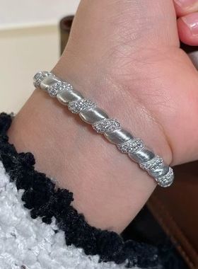 拉丝麻花手镯女轻奢高级感纯银复古小众精致缠绕银镯子锦琪镀金