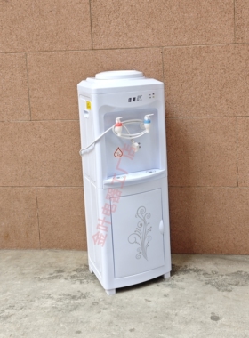 佳美一学校冰温热节能立式饮水机