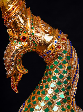 泰国会所玄关工艺品金色摆件