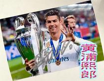 Crown football superstar C RoCristiano Ronaldos autograph photo ZX