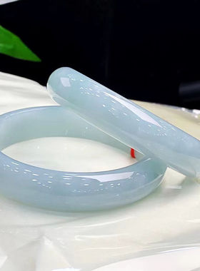 【带证书】缅甸天然翡翠手镯浅绿色牛奶底冰种玉手镯高档热卖款真