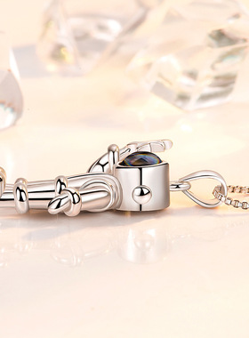 跨境 女款镀银饰品520我爱你一百种语言宇宙航天员投影石项链吊坠