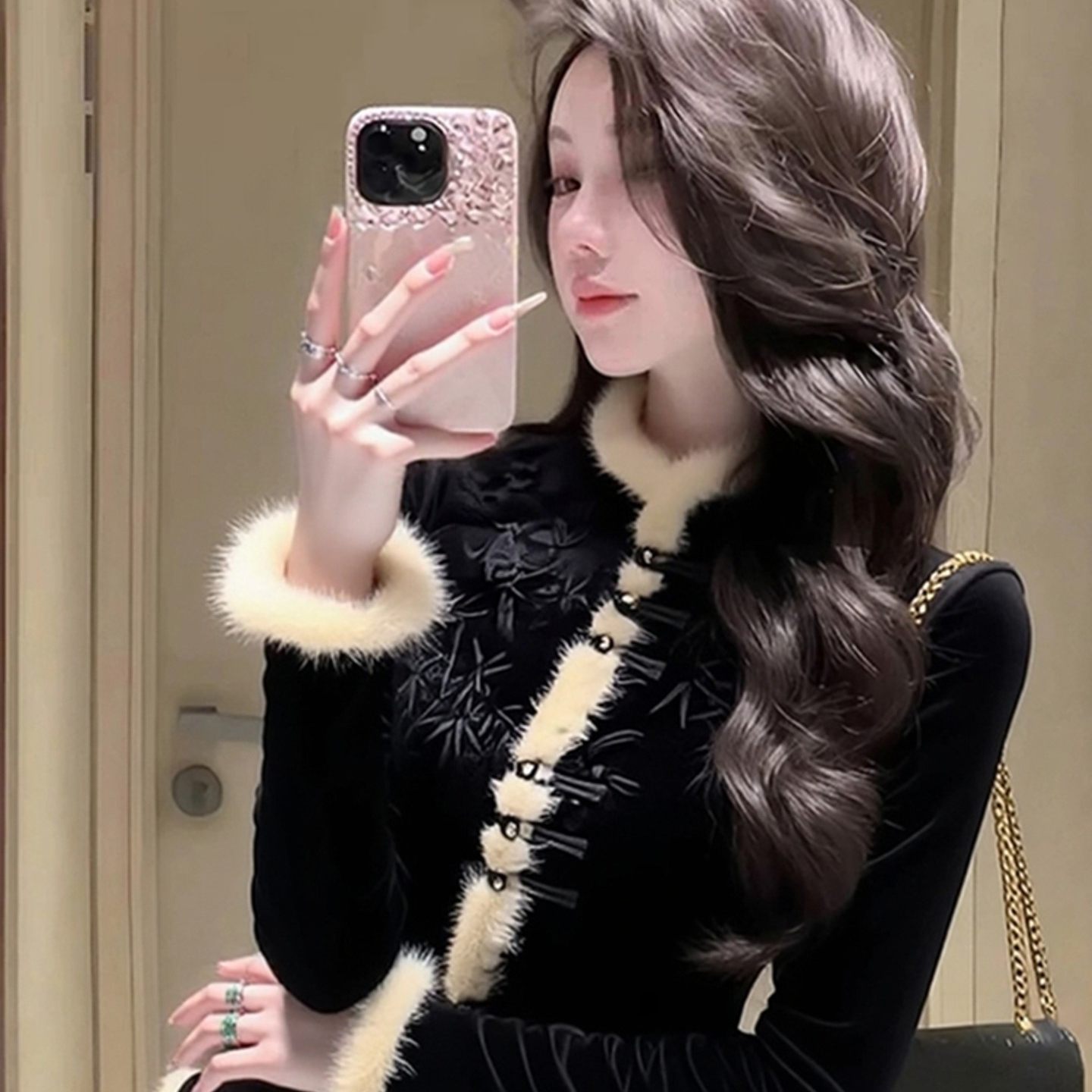 外贸撤回新中式黑色加绒衬衫女冬高级感减龄巨好看保暖厚毛绒上衣,淘宝优惠券,粉丝福利购,淘宝优惠卷