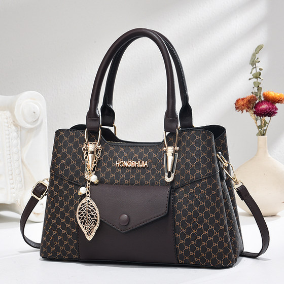 High-end and elegant women's bags 2026 new style