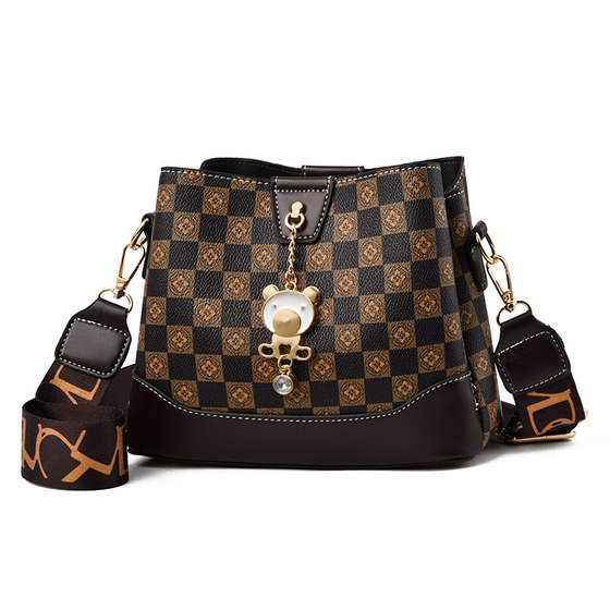 Fashionable and popular bags with Tianyan stitching
