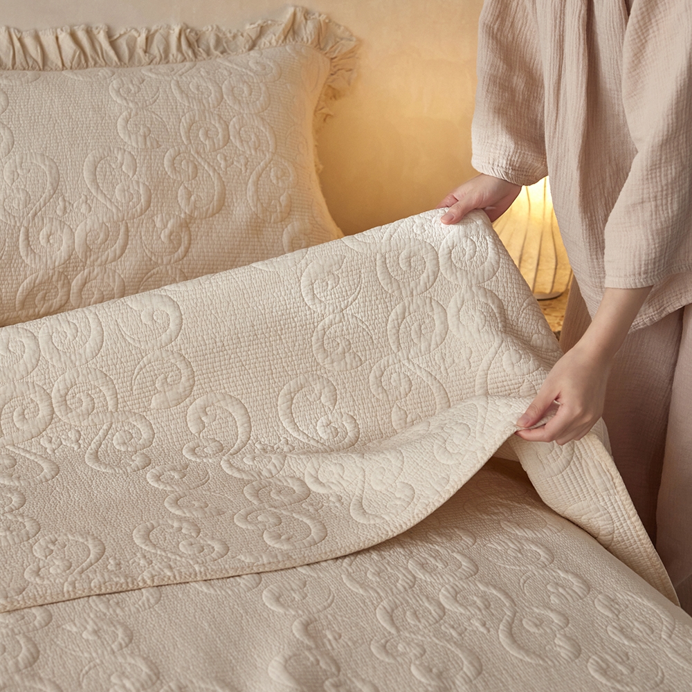 法式浪漫绗缝夹棉床盖三件套成品酵素纯棉加厚床单防滑四季通用 - 图1