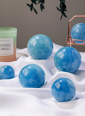 天然海蓝宝水晶球原石打磨净化消磁球把玩球家居办公桌面装饰摆件