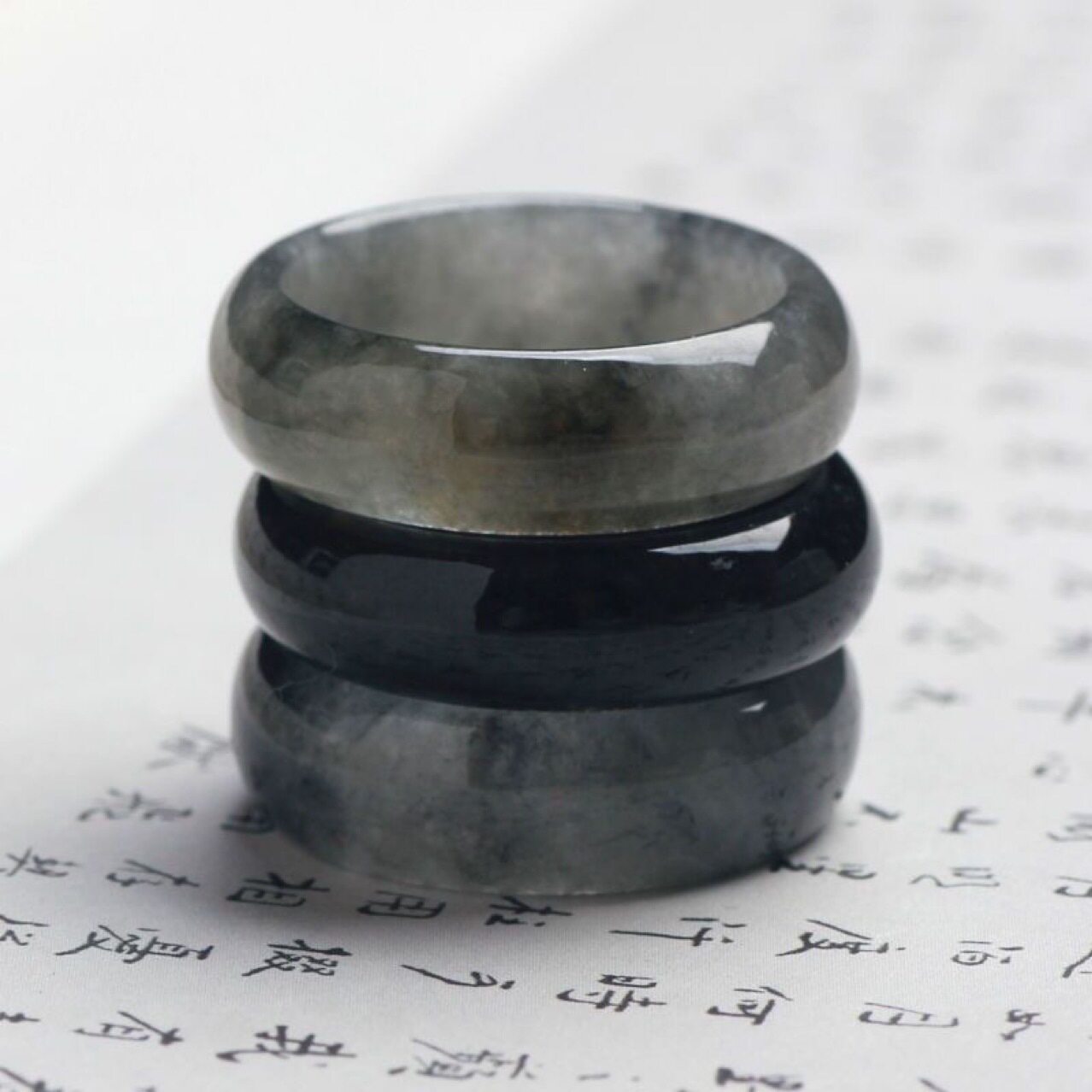 Myanmar natural A-grade jade ring, black chicken jade ring, men's and women's Sihui jewelry and jade