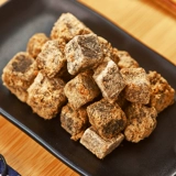 Laiden Wuxiang Beef Grains 250G Гуждистские гранулы приходят на небольшую упаковку и повседневные закуски бесплатная доставка