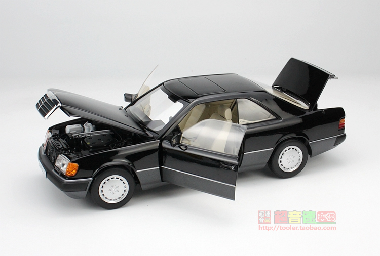 NOREV 1:18奔驰300ce 合金全开汽车模型 金属黑成品 复古老爷车 - 图1