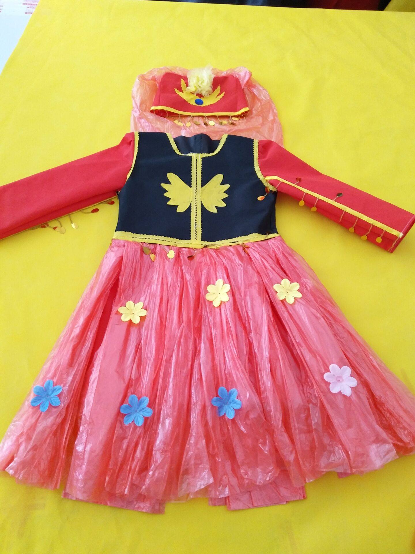 六一新款儿童环保服演出服儿童时装秀表演服纸质环保服装亲子装