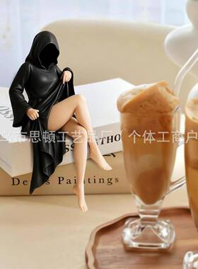 新款万圣节Mysterious statue 黑袍女王装饰品摆件手办艺术
